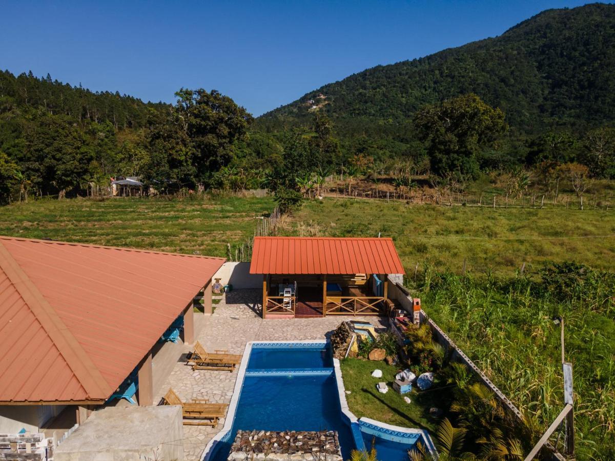 Sunflower Village Villa Girasoles Jarabacoa Bagian luar foto